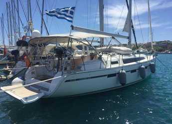 Rent a sailboat in Mandraki - Bavaria 41 Cruiser