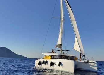 Rent a catamaran in Mykonos - Lagoon 42