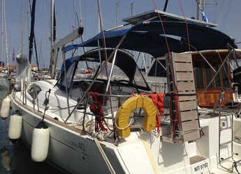 Rent a sailboat in Lavrion Marina - Oceanis 40