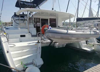 Rent a catamaran in Lavrion Marina - Lagoon 400 S2
