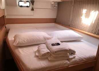 Chartern Sie katamaran in Lavrion Marina - Lagoon 400 S2