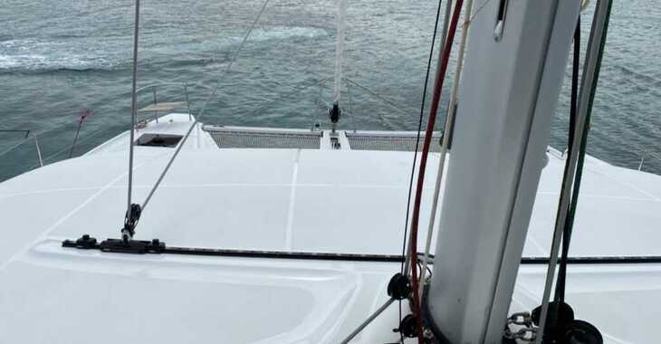 Rent a catamaran in Cala dei Sardi - Lagoon 50