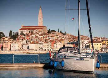 Louer voilier à Sangulin Marina - Bavaria 37 Cruiser