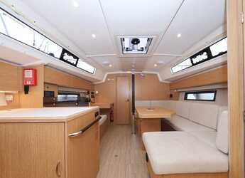 Louer voilier à Sangulin Marina - Bavaria C42