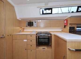 Louer voilier à Sangulin Marina - Bavaria C42