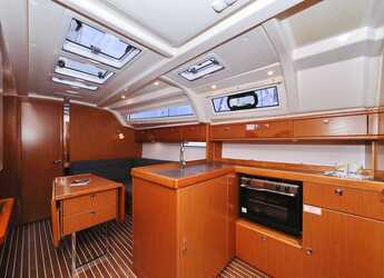 Louer voilier à Sangulin Marina - Bavaria Cruiser 37 - 3 cab.