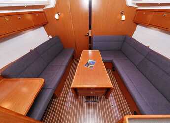 Louer voilier à Sangulin Marina - Bavaria Cruiser 37 - 3 cab.