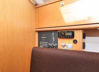 Chartern Sie segelboot in Trogir (ACI marina) - Bavaria Cruiser 34