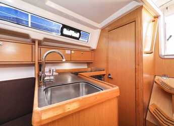 Chartern Sie segelboot in Trogir (ACI marina) - Bavaria Cruiser 34