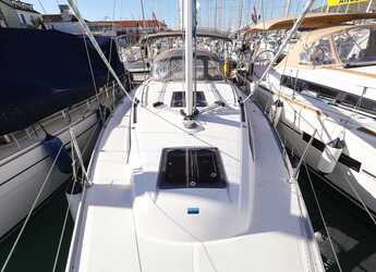 Chartern Sie segelboot in Trogir (ACI marina) - Bavaria Cruiser 34