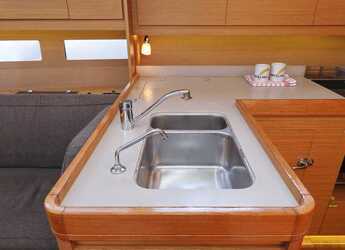 Chartern Sie segelboot in Trogir (ACI marina) - Dufour 412 GL