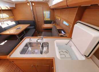 Chartern Sie segelboot in Trogir (ACI marina) - Dufour 412 GL