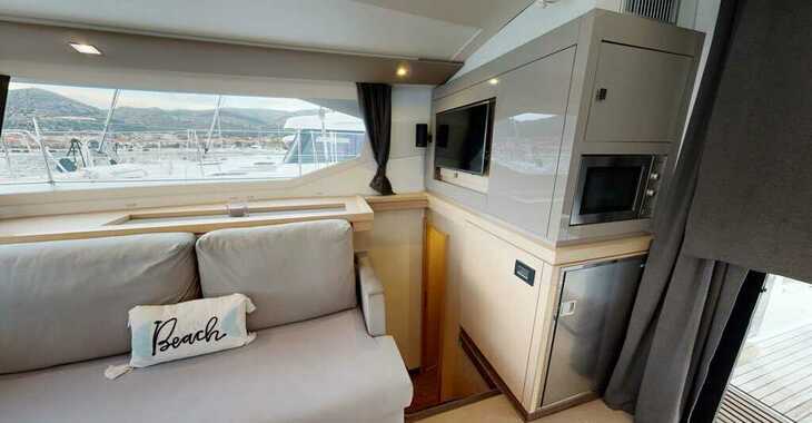 Rent a catamaran in Marina Frapa - Fountaine Pajot Saona 47 Quintet - 5 + 1 cab.