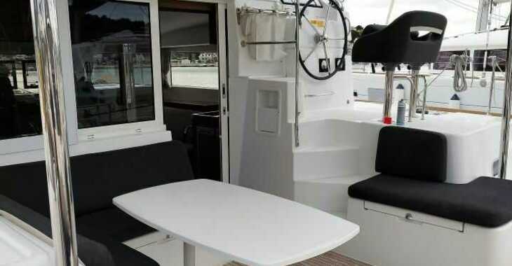 Chartern Sie katamaran in Marina Frapa - Lagoon 40 - 4 + 2 cab 