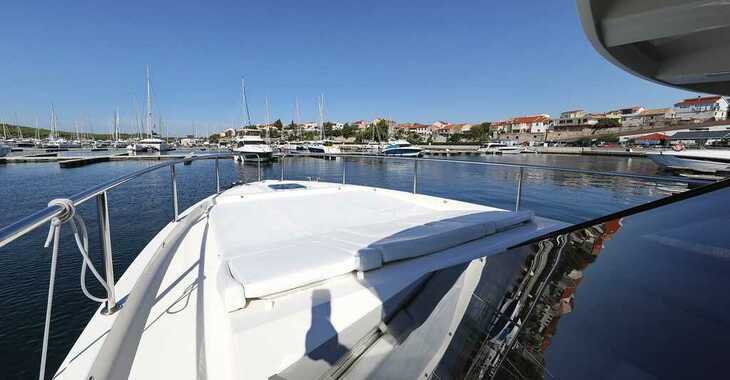 Chartern Sie yacht in Marina Mandalina - Futura 40 Grand Horizon