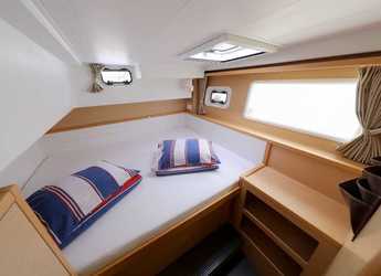Rent a catamaran in Marina Mandalina - Lagoon 39 - 4 + 2 cab.