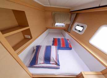 Rent a catamaran in Marina Mandalina - Lagoon 39 - 4 + 2 cab.