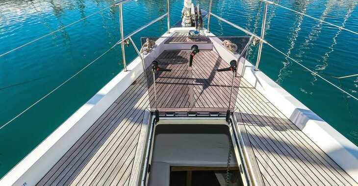 Chartern Sie segelboot in SCT Marina Trogir - Hanse 575 - 3 + 1 cab.