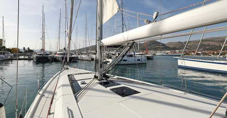 Rent a sailboat in SCT Marina Trogir - Oceanis 46.1 - 4 cab.