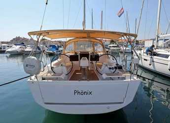 Rent a sailboat in ACI Marina Vodice - Dufour 382 GL