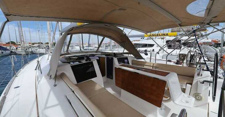 Rent a sailboat in Vodice ACI Marina - Dufour 412 GL