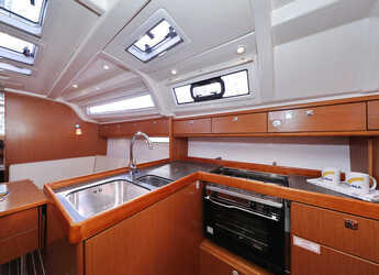 Louer voilier à Sangulin Marina - Bavaria Cruiser 37 - 3 cab.