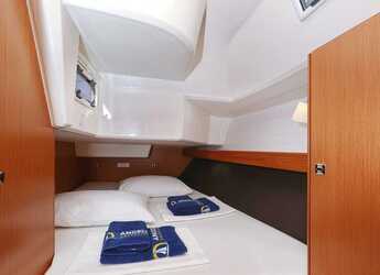 Louer voilier à Sangulin Marina - Bavaria Cruiser 37 - 3 cab.