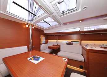 Louer voilier à Sangulin Marina - Dufour 412 GL