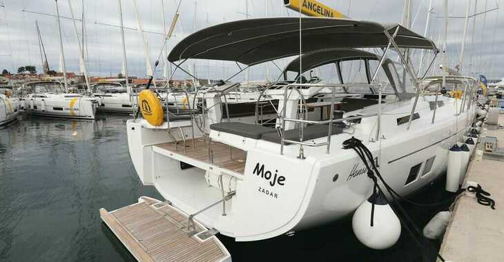 Rent a sailboat in Sangulin Marina - Hanse 548 - 5 + 1 cab.