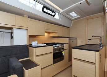 Louer voilier à Sangulin Marina - Hanse 548 - 5 + 1 cab.