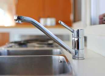 Louer catamaran à Sangulin Marina - Lagoon 380 S2 - 4 + 2 cab.