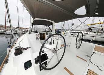 Louer voilier à Sangulin Marina - Oceanis 38 - 3 cab.