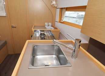 Louer voilier à Sangulin Marina - Oceanis 38 - 3 cab.