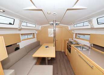 Louer voilier à Sangulin Marina - Oceanis 38 - 3 cab.