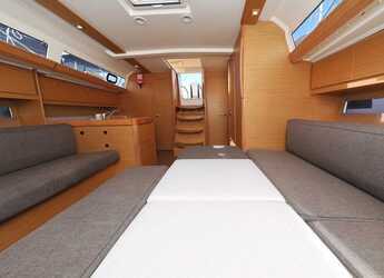 Chartern Sie segelboot in Trogir (ACI marina) - Dufour 412 GL