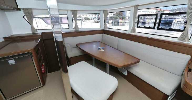 Rent a catamaran in Marina Mandalina - Lagoon 42 - 4 + 2 cab.