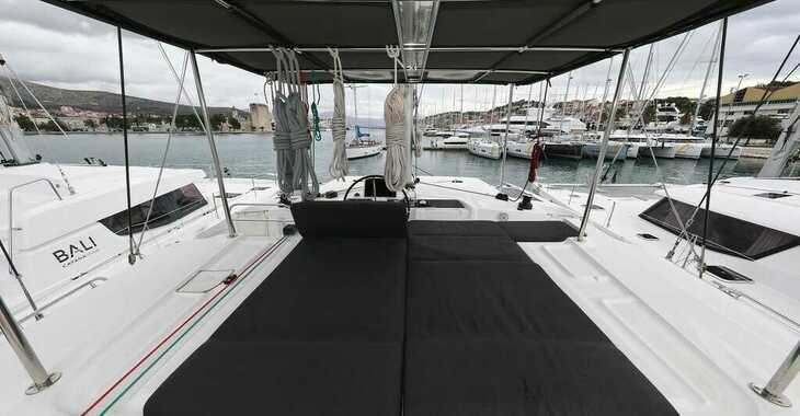 Rent a catamaran in SCT Marina Trogir - Lagoon 46 - 4 + 2 cab.