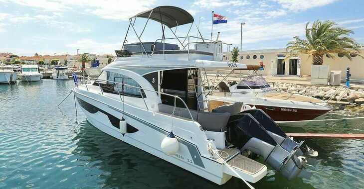 Chartern Sie motorboot in Marina Kornati - Antares 11 Fly OB