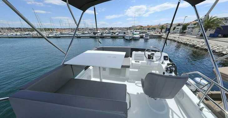 Chartern Sie motorboot in Marina Kornati - Antares 11 Fly OB