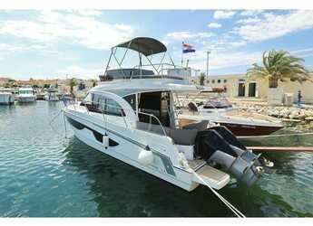 Rent a motorboat in Marina Kornati - Antares 11 Fly OB
