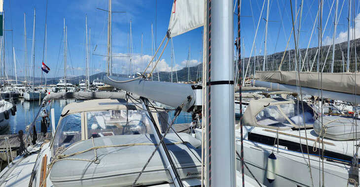 Chartern Sie segelboot in Marina Kastela - Dufour 430 Grand Large