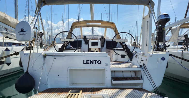 Rent a sailboat in Marina Kastela - Dufour 430 Grand Large