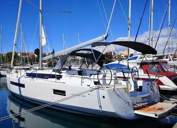 Chartern Sie segelboot in Marina Mandalina - Sun Odyssey 490