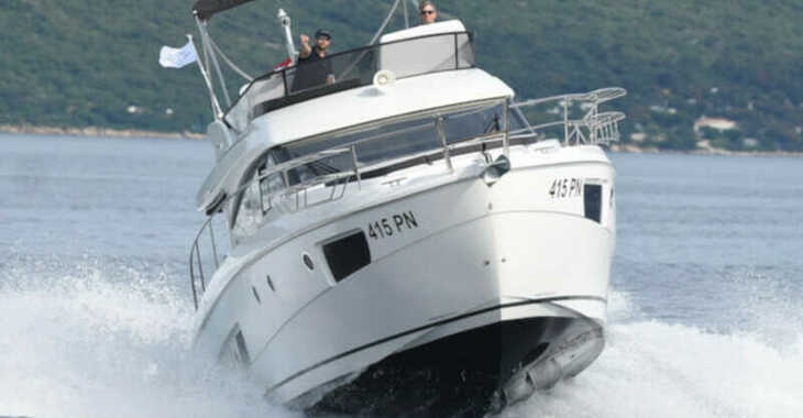 Louer bateau à moteur à Marina Mandalina - Bavaria Virtess 420 Fly