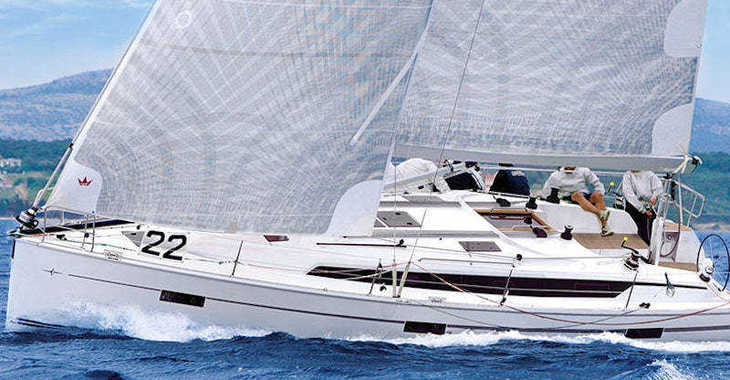 Rent a sailboat in Marine Pirovac - Bavaria Cruiser 41S