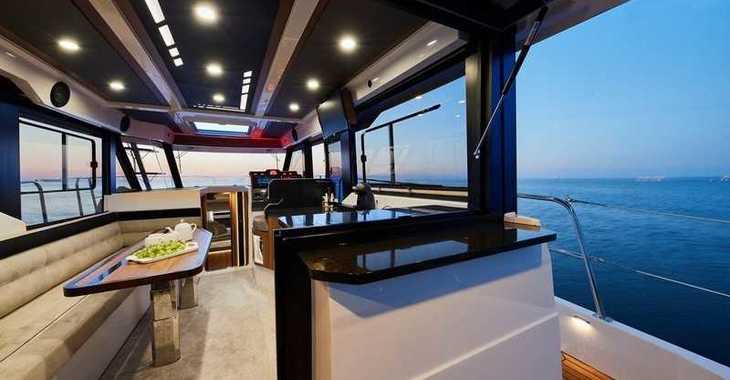 Rent a motorboat in Split (ACI Marina) - Northman 1200