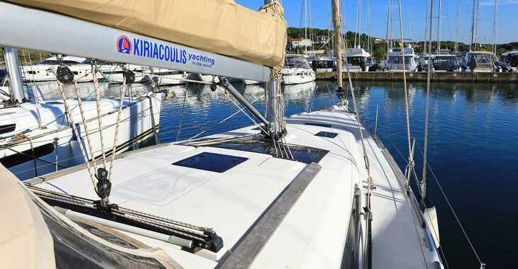 Rent a sailboat in Veruda - Dufour 412