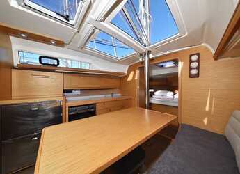 Alquilar velero en Veruda - Dufour 382