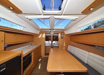 Alquilar velero en Veruda - Dufour 382