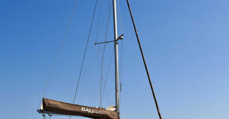 Rent a catamaran in Marina Tankerkomerc - Bali 4.6